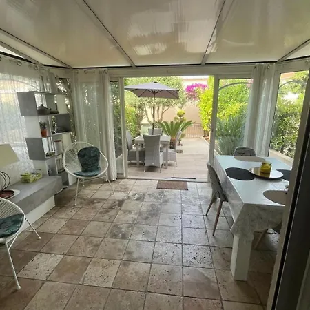 Cote D'azur In Port Rez De Jardin 65m2 By Interhome * Fréjus