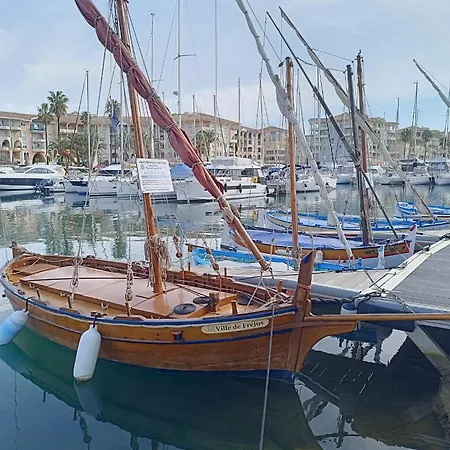 Cote D'azur In Port Rez De Jardin 65m2 By Interhome Apartman